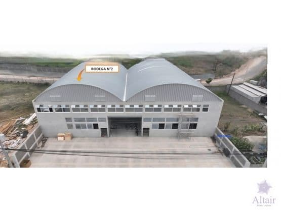 Se Vende Bodega en Complejo y Parque Empresarial Anillo Periférico.